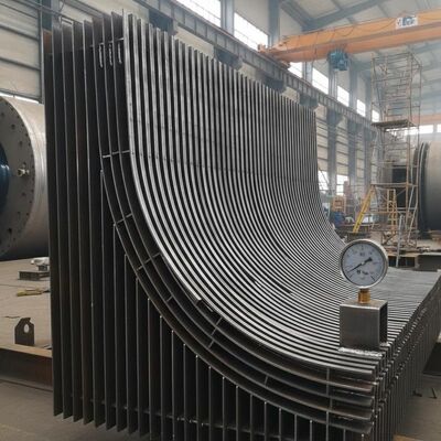Tubes de panneau de paroi d'eau à membrane de chaudière sur mesure OEM SA210 d'acier au carbone de qualité C pour remplacement de centrales électriques à pression de 9,8 MPa