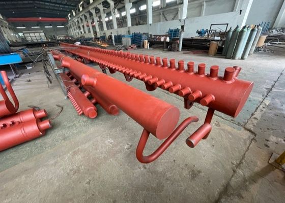 Assemblage de la tête de la chaudière à vapeur avec finition peinte