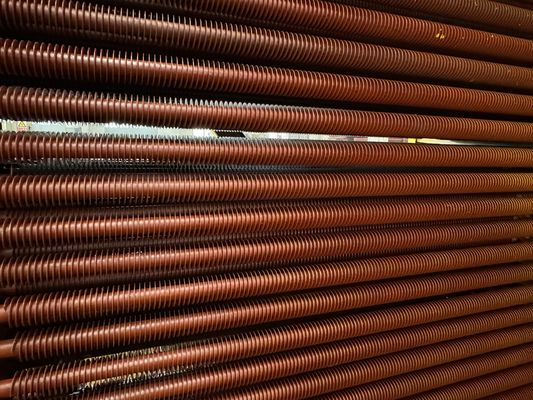 Tubes à nageoires en spirale personnalisées avec 8 à 20 nœuds de nageoires par pouce Tubes de base en acier inoxydable 1m-10m Longueur
