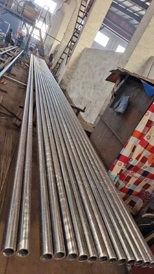 Rate d'usine X42 X50 2 mm 4 mm 6 mm Épaisseur Ronde Tuyaux en acier inoxydable au carbone
